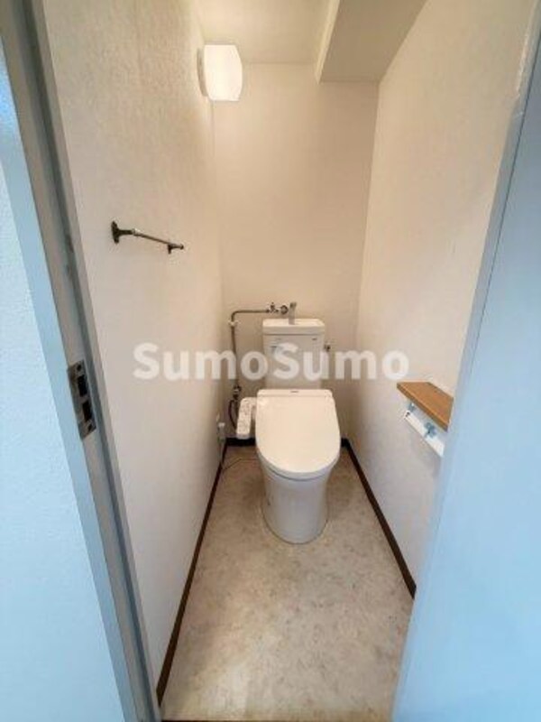 トイレ(シンプルで使いやすいトイレです)