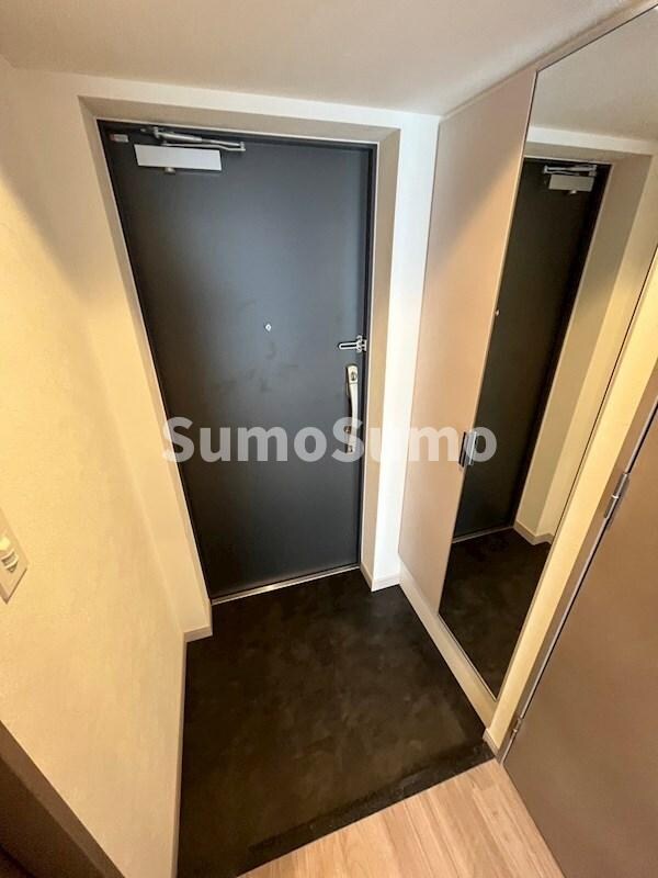 物件内観写真4　(落ち着いた玄関です)