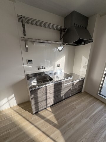 物件内観写真5　(キッチンでお料理をお楽しみください)