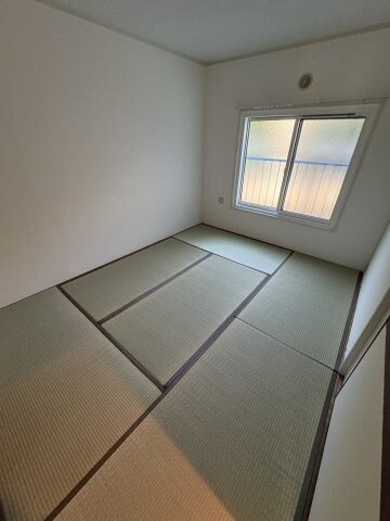 物件内観写真6　(ゆとりの広さです)