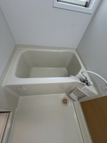 物件内観写真16　(ゆったり過ごせるお風呂です)