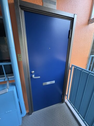 物件内観写真23　(きれいな玄関です)