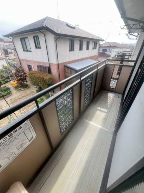 バルコニー(陽当たり良好なバルコニーです)