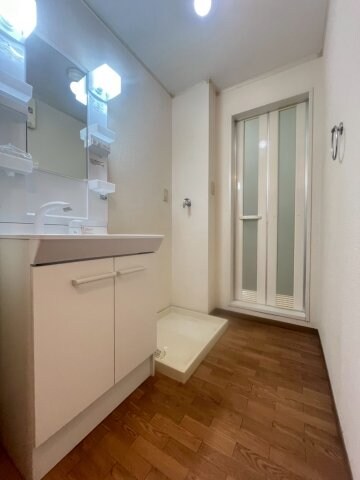 物件内観写真20　(コンパクトで使いやすい洗面所)