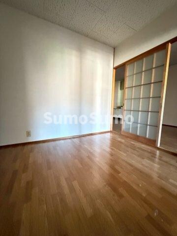 物件内観写真9　(使い勝手のいい寝室です)