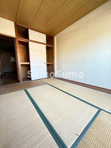 物件内観写真22　(畳の上でゆっくりとくつろげる和室です)