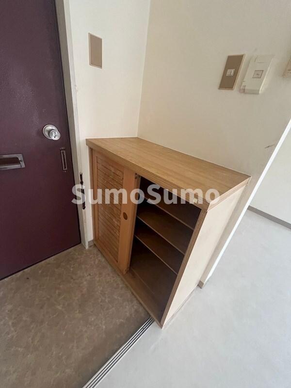 物件内観写真9　(収納のためのスペースです)