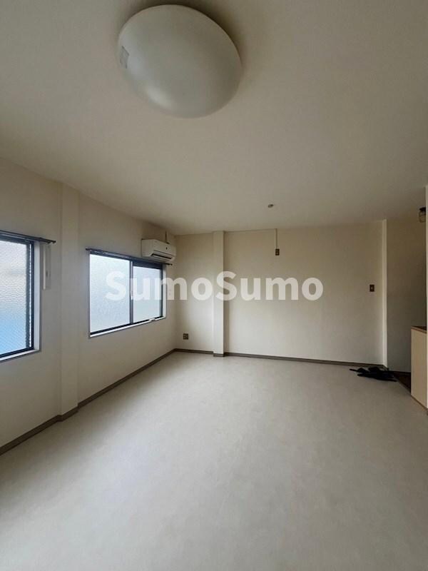 物件内観写真26　(ゆったりした洋室です)