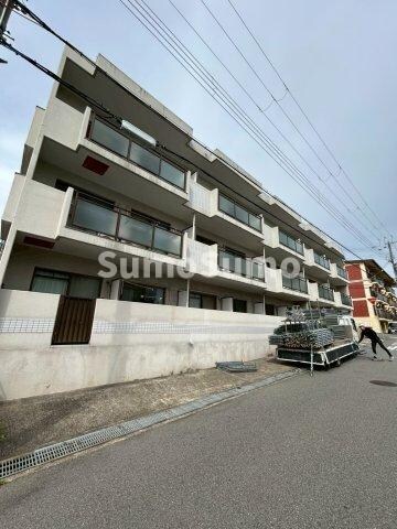 物件外観写真4　(おしゃれな外観です)