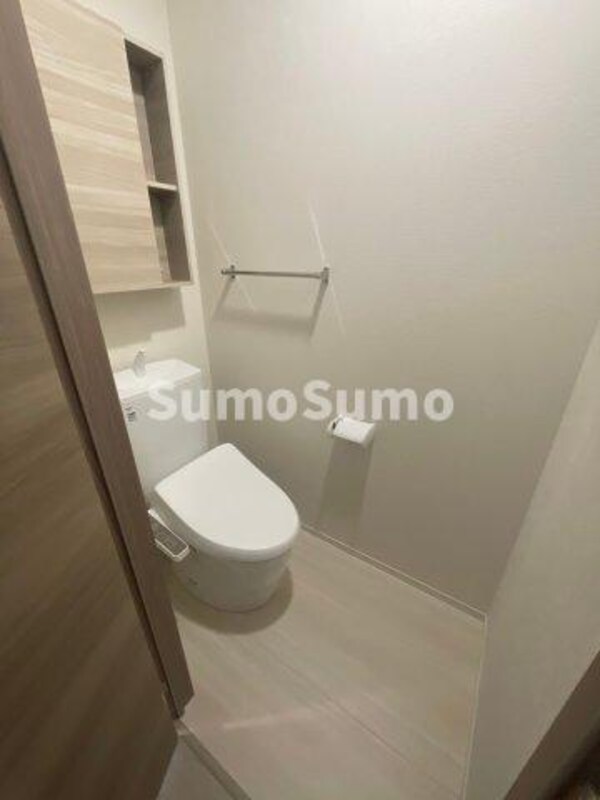 トイレ(シンプルで使いやすいトイレです)