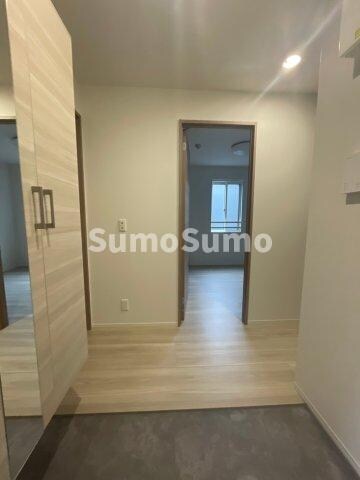 物件内観写真13　(落ち着いた玄関です)