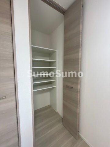 物件内観写真20　(小物を収納するのに便利です)