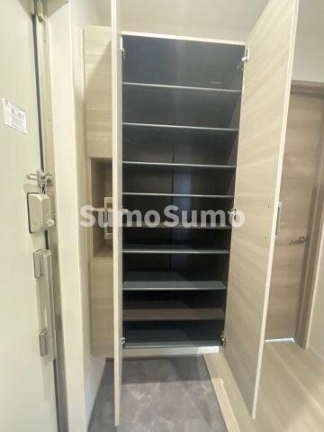 物件内観写真23　(ちょっとした収納スペースも充実しています)