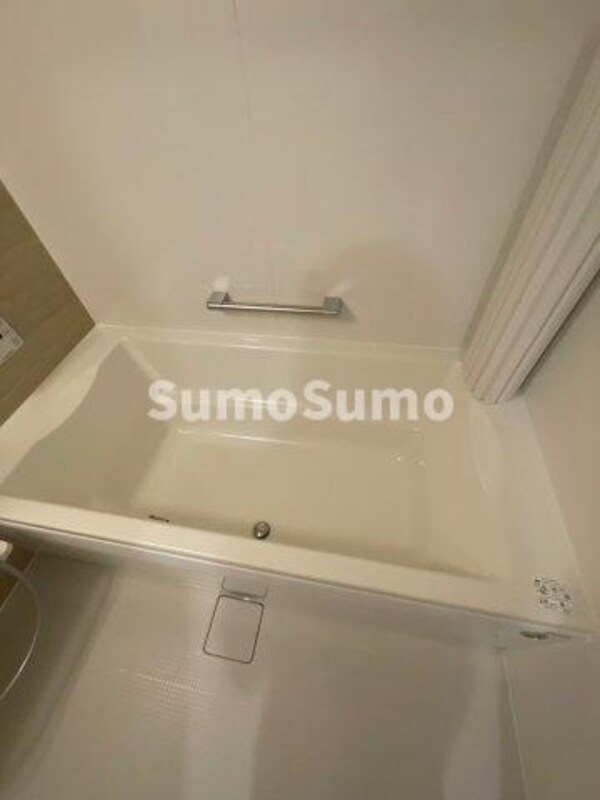 浴室(お風呂で日々の疲れを落としましょう)