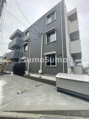 物件外観写真1　(建物外観を気になさる方へ、見た目の良い物件です)