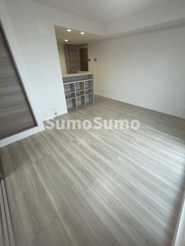 物件内観写真2　(おしゃれなリビングです)