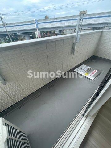 物件内観写真8　(外からの目が気にならないバルコニーで洗濯物が干せます)