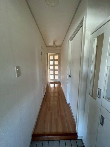 物件外観写真2　(ゆとりのあるロビーです)