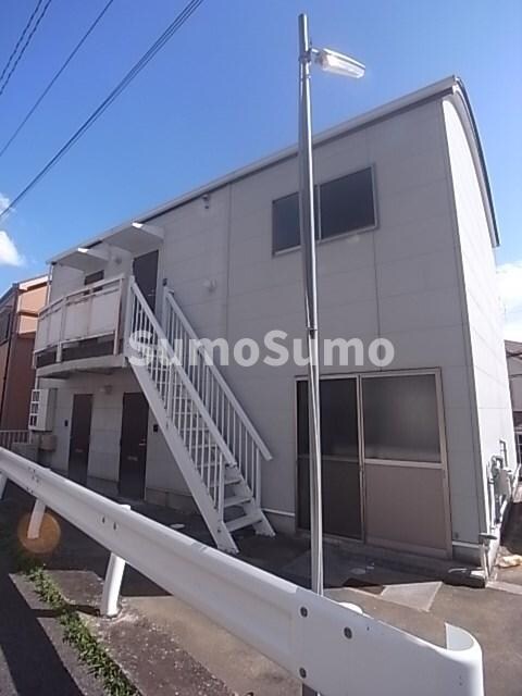 物件外観写真1　(物件の外観です)