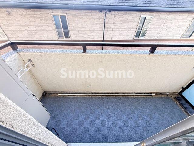 物件内観写真21　(外からの目が気にならないバルコニーで洗濯物が干せます)