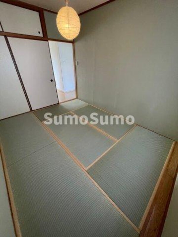 和室(柔らかい畳が心地よい和室)