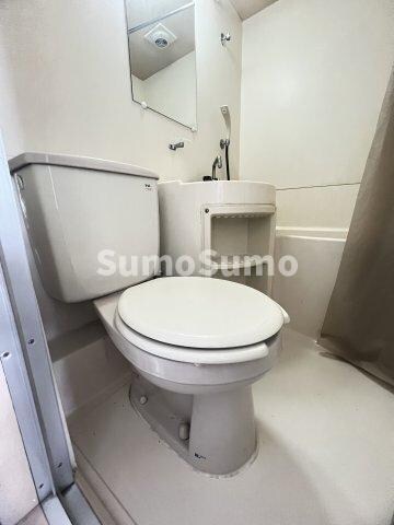 物件内観写真9　(コンパクトで使いやすいトイレです)