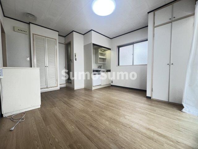 物件内観写真18　(使いやすい居間です)