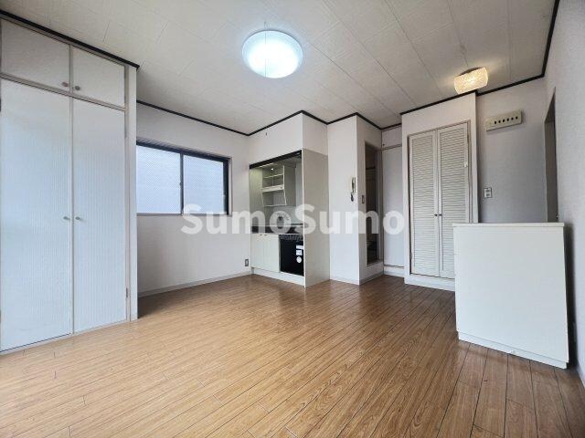 物件内観写真20　(使いやすい居間です)