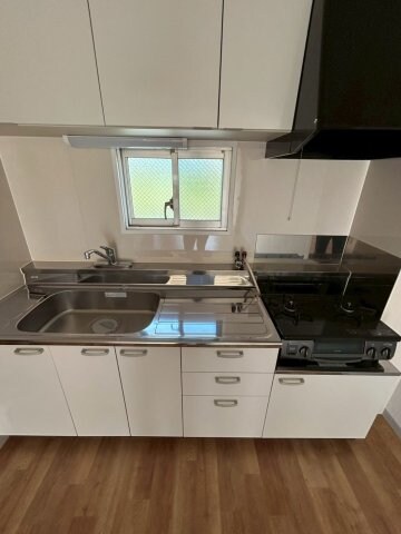 物件内観写真22　(コンパクトなキッチンで掃除もラクラク)