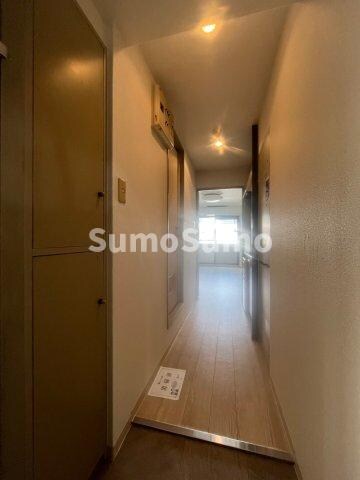 物件内観写真3　(きれいな玄関です)