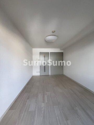 物件内観写真4　(居間です)