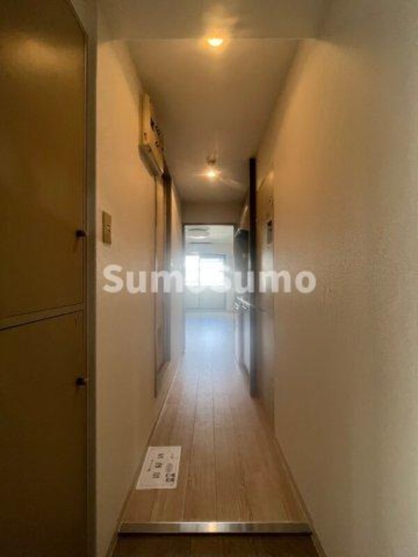 玄関(シンプルで使いやすい玄関です)