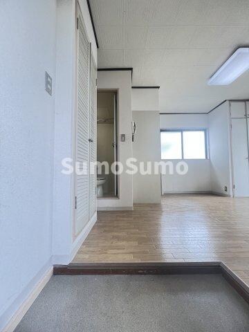 物件内観写真10　(玄関です)