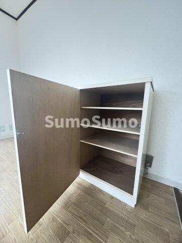 物件内観写真11　(収納スペース豊富です)