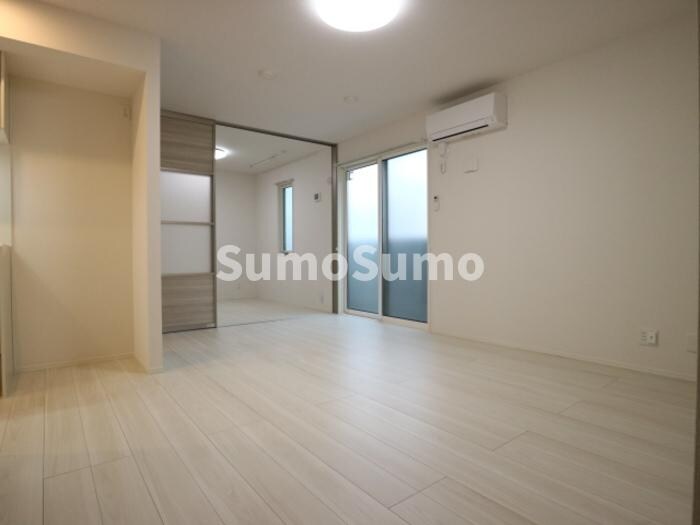 物件内観写真17　(ゆったりした洋室です)