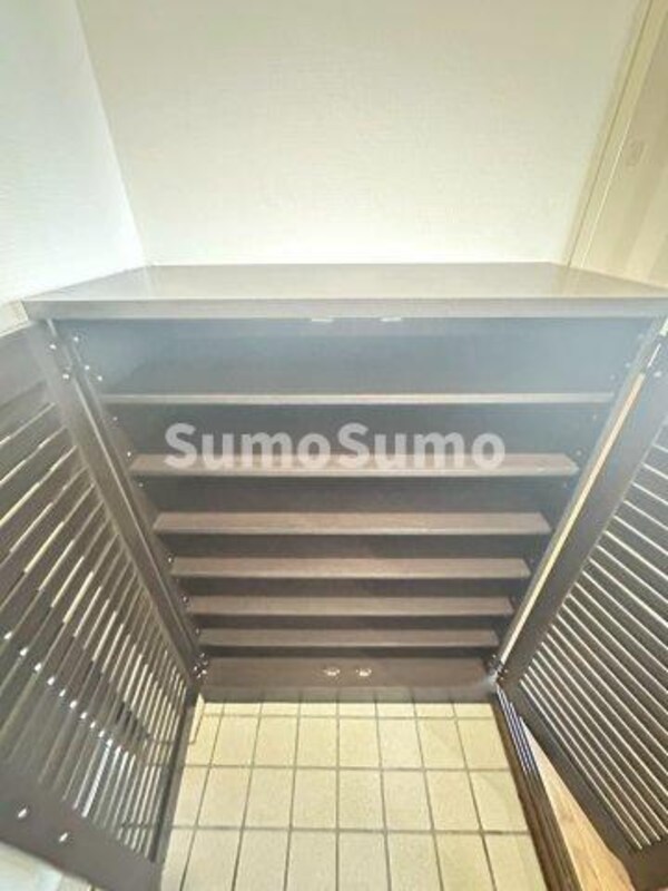 玄関(玄関です)
