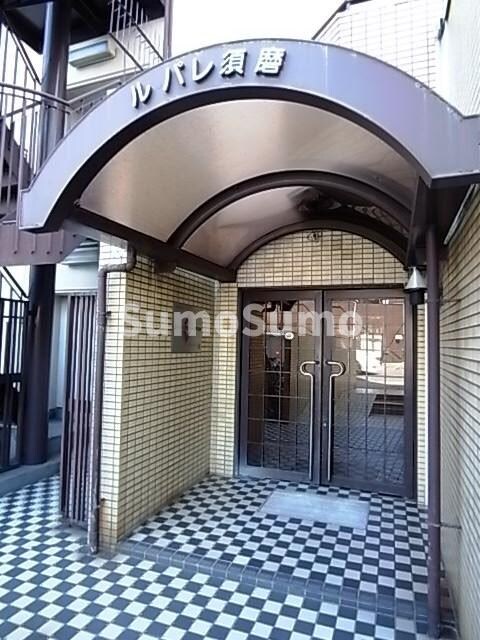 物件外観写真2　(毎日通るエントランスはこのようになっています)