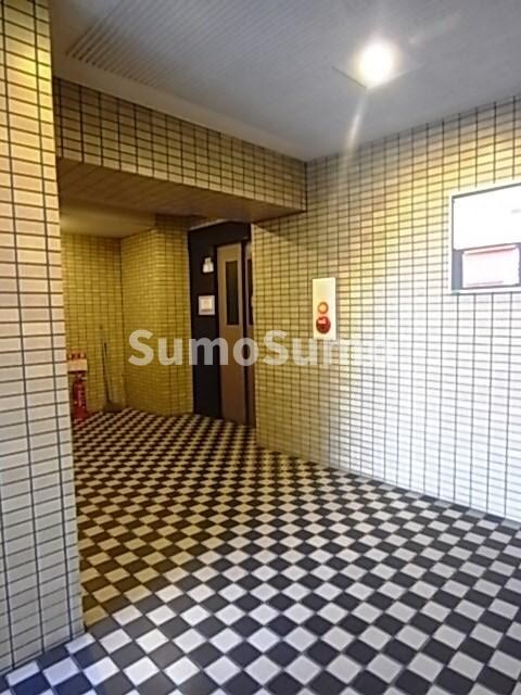 物件外観写真3　(ロビーです)