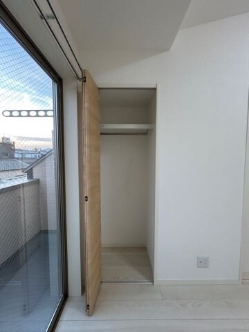 物件内観写真10　(こまごまとしたものを収納できそうですね)