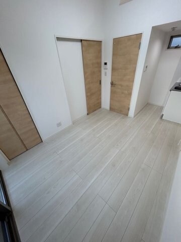 物件内観写真23　(ゆったりとしたリビングです)