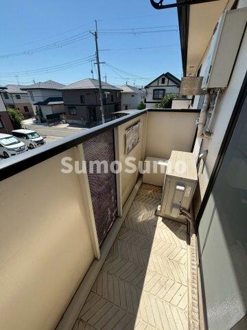 物件内観写真23　(外からの目が気にならないバルコニーで洗濯物が干せます)