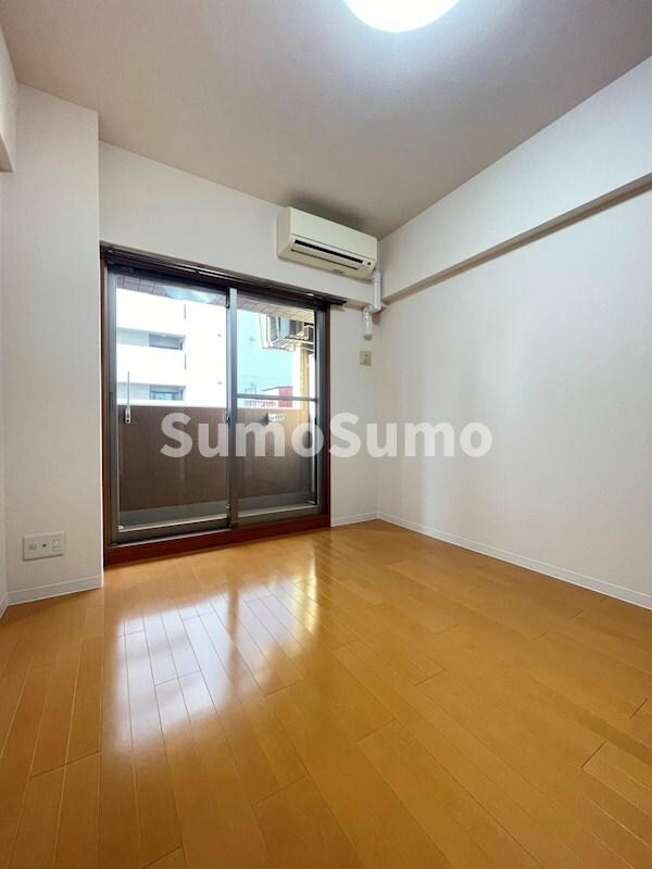 寝室(寝室です)