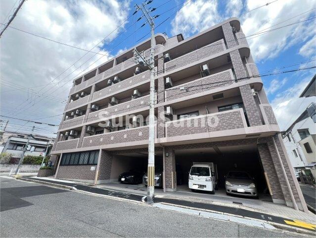 物件外観写真1　(きれいな外観です)