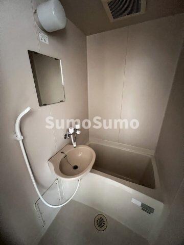 物件内観写真9　(ゆったり過ごせるお風呂です)