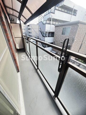 物件内観写真5　(落ち着いた時間を過ごせるバルコニーです)