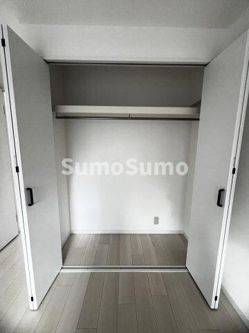 物件内観写真8　(ちょっとした収納スペースも充実しています)