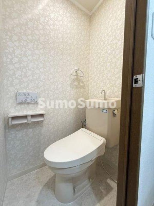 トイレ(清潔感のあるトイレです)