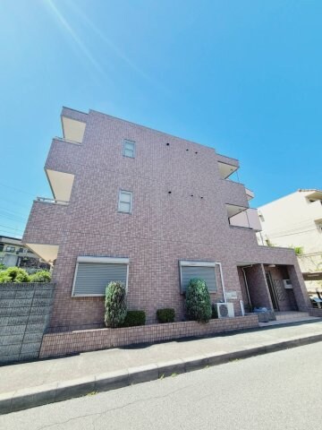 物件外観写真2　