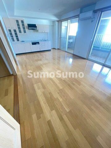 物件内観写真6　(ゆったり過ごせるリビングです)