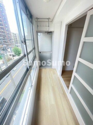 物件内観写真19　(広々としたバルコニーです)